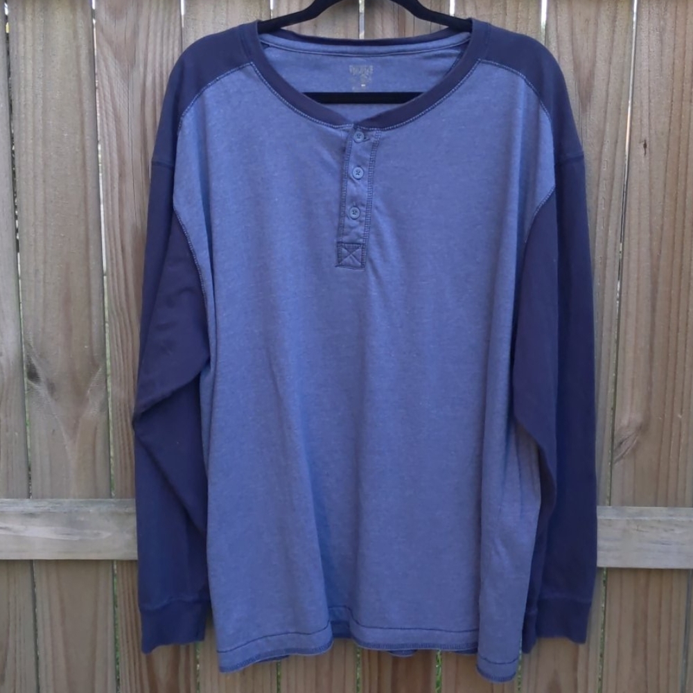 🥳SALE$5🥳RedHead long sleeve shirt